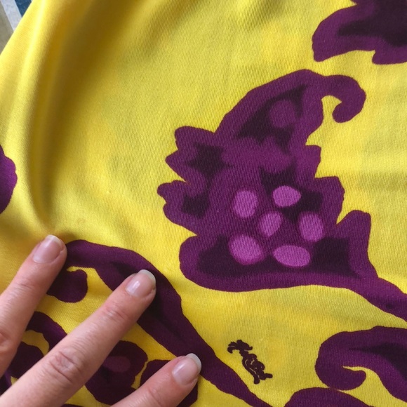 👑Jewel-Neck Yellow Hale Bob Sleeveless Dress! 👑 - Picture 6 of 9